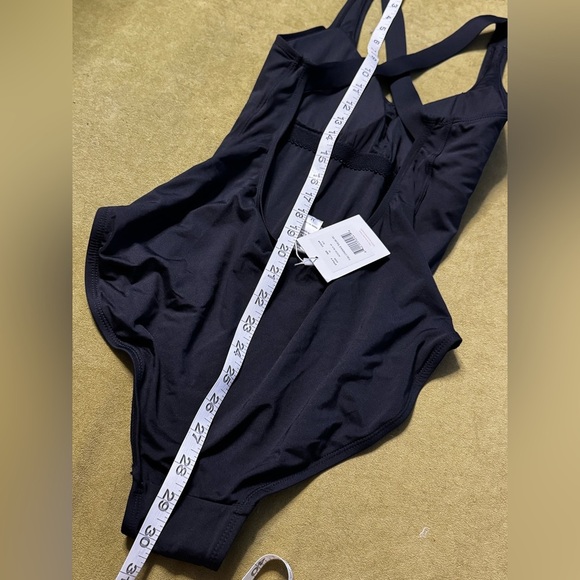 ANDIE SWIM The Tulum One Piece Medium in Black NWT 115 - Picture 8 of 10